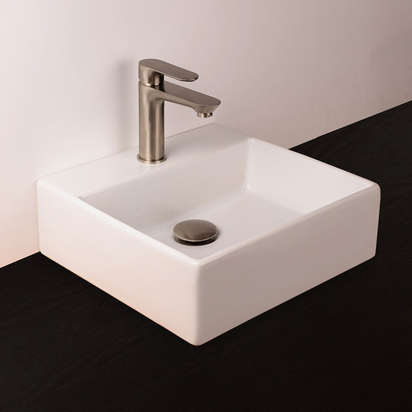 Lacava 5072A-00-001 Aquamedia White - Stellar Hardware and Bath 